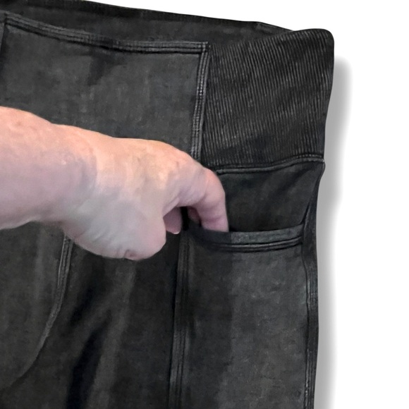 Free People Movement High Rise Get On It Leggings Side Pocket Zip Cuffs  XS - Picture 5 of 11